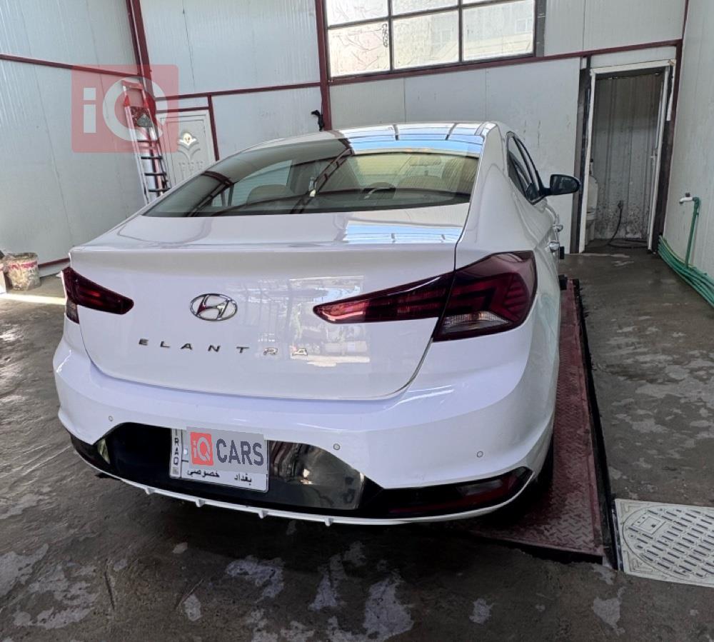 هيونداي النترا